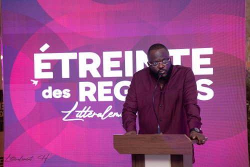La présentation du recueil - Étreinte Expérience du vernissage